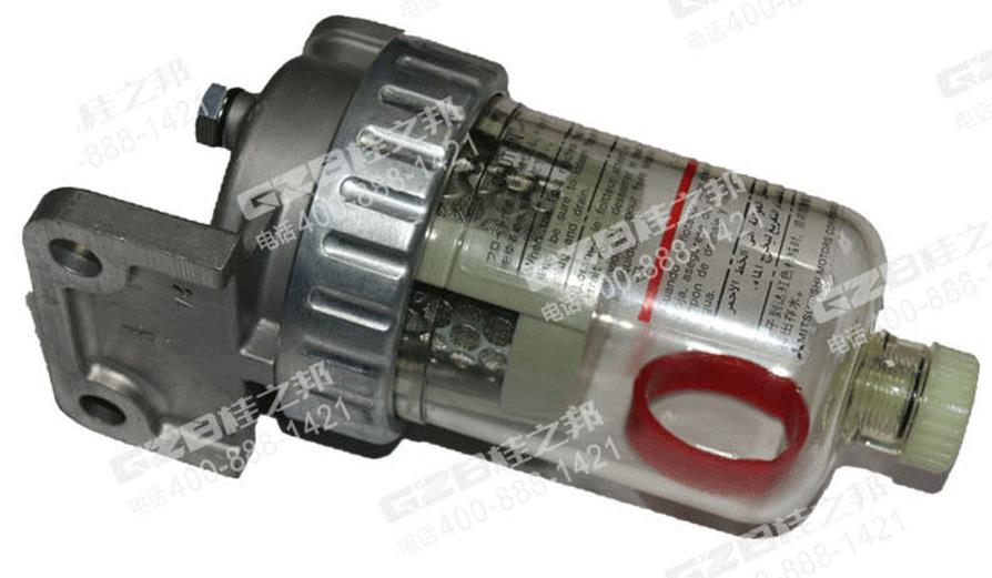 三一215挖掘機油水分離器